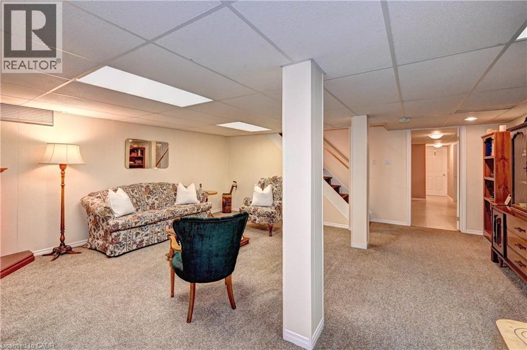 176 WESLEY Crescent thumbnail 26