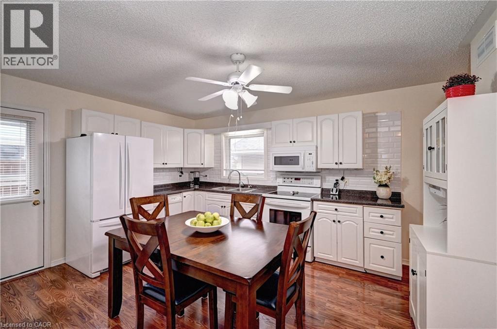 176 WESLEY Crescent thumbnail 12