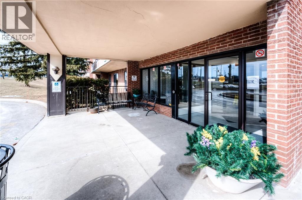 1100 COURTLAND Avenue E Unit# 404 thumbnail 3