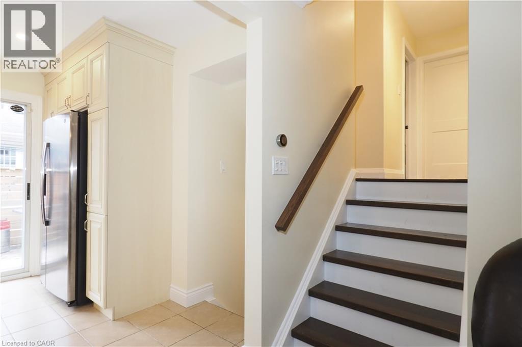 163 PINEGROVE Crescent thumbnail 23