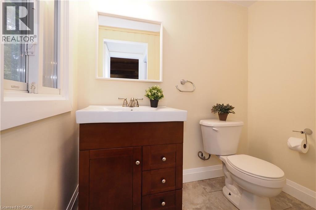 163 PINEGROVE Crescent thumbnail 22