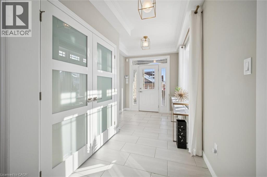 97 RIVERTRAIL Avenue thumbnail 16