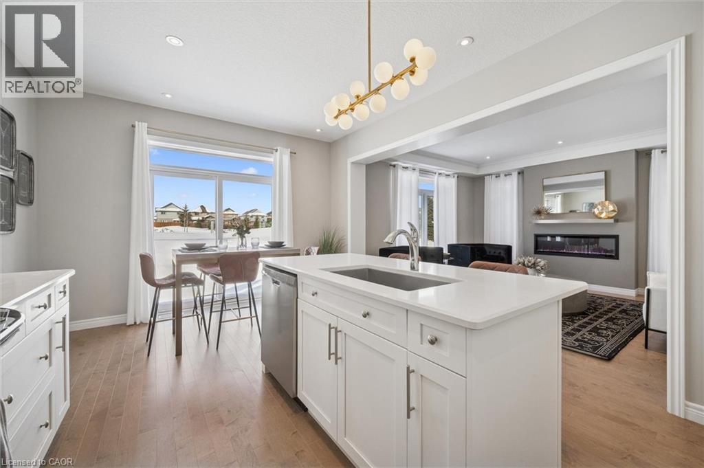 97 RIVERTRAIL Avenue thumbnail 9