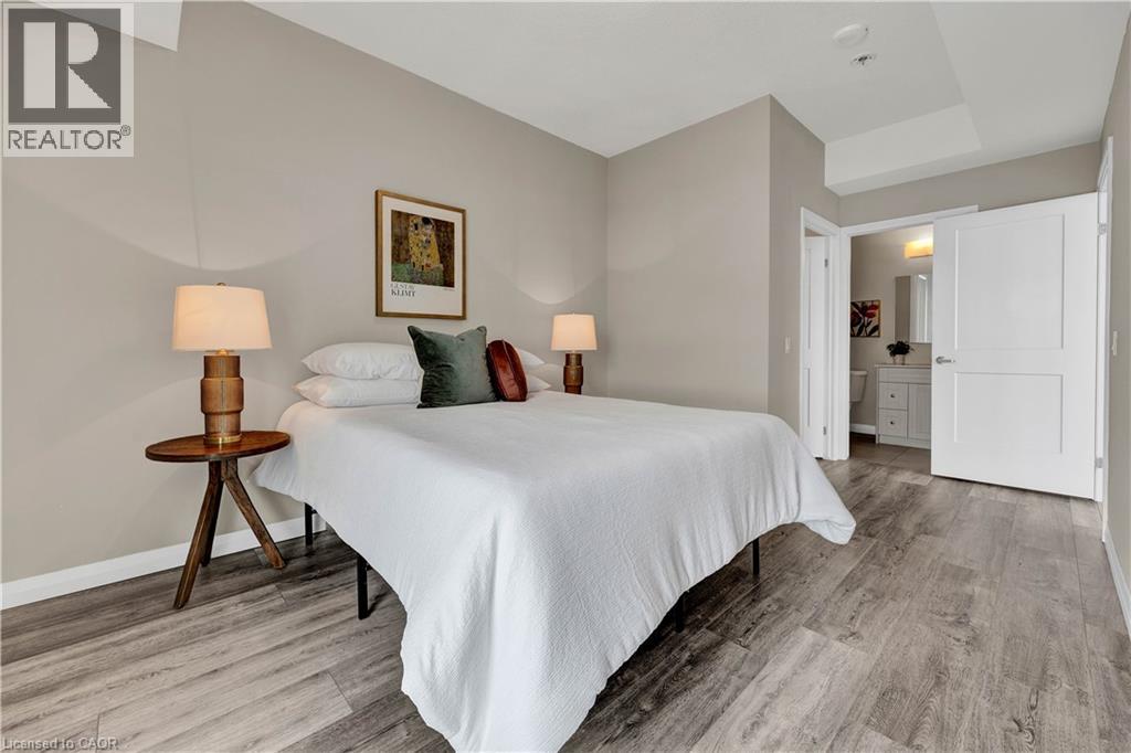 60 CHARLES Street Unit# 2705 thumbnail 9