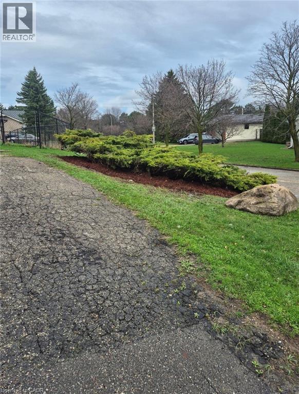 115 WESTVALE Drive thumbnail 10