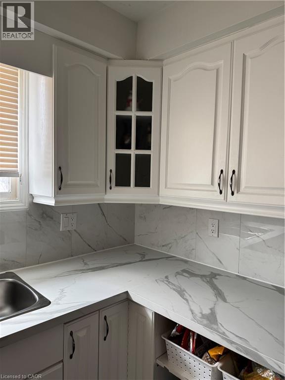 115 WESTVALE Drive thumbnail 3