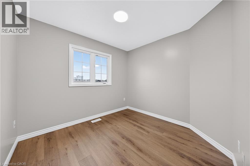 155 HIGHLAND Crescent Unit# D18 thumbnail 19