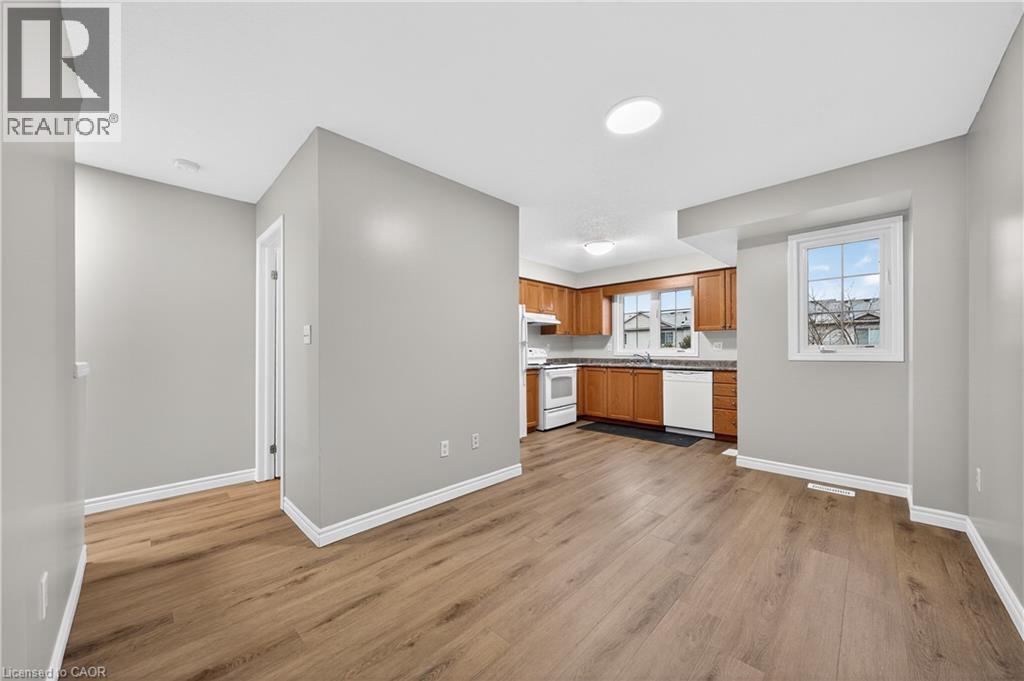 155 HIGHLAND Crescent Unit# D18 thumbnail 10