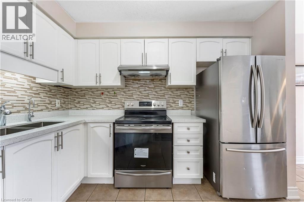 142 DUBRICK Crescent thumbnail 13