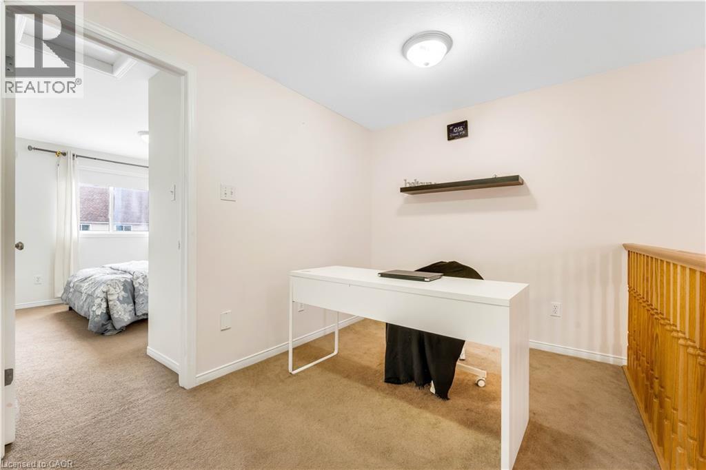 142 DUBRICK Crescent thumbnail 19