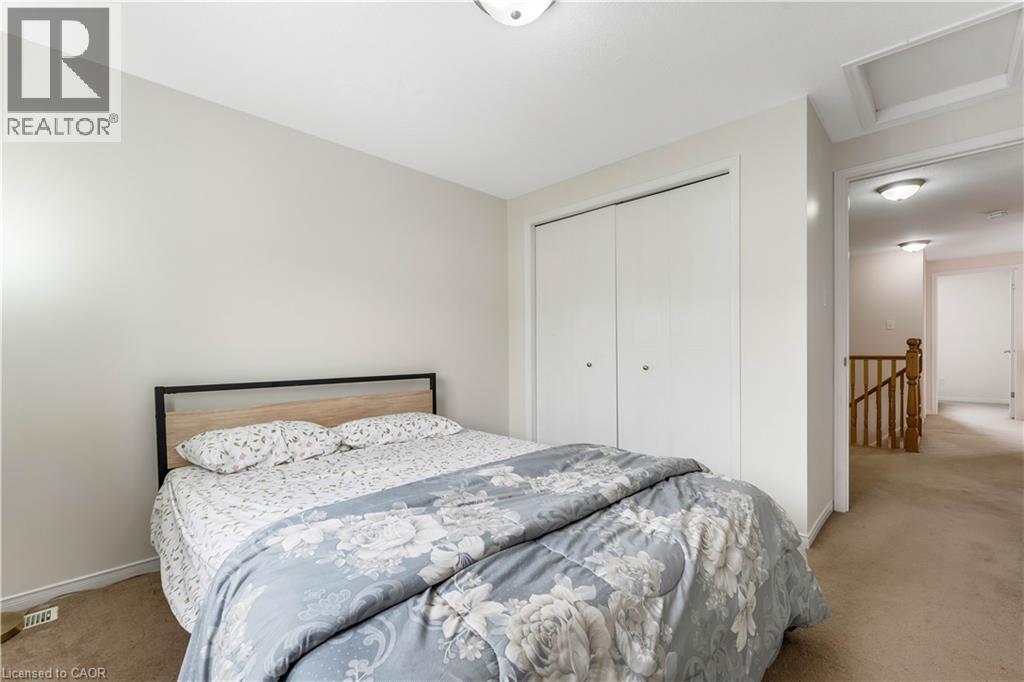 142 DUBRICK Crescent thumbnail 27