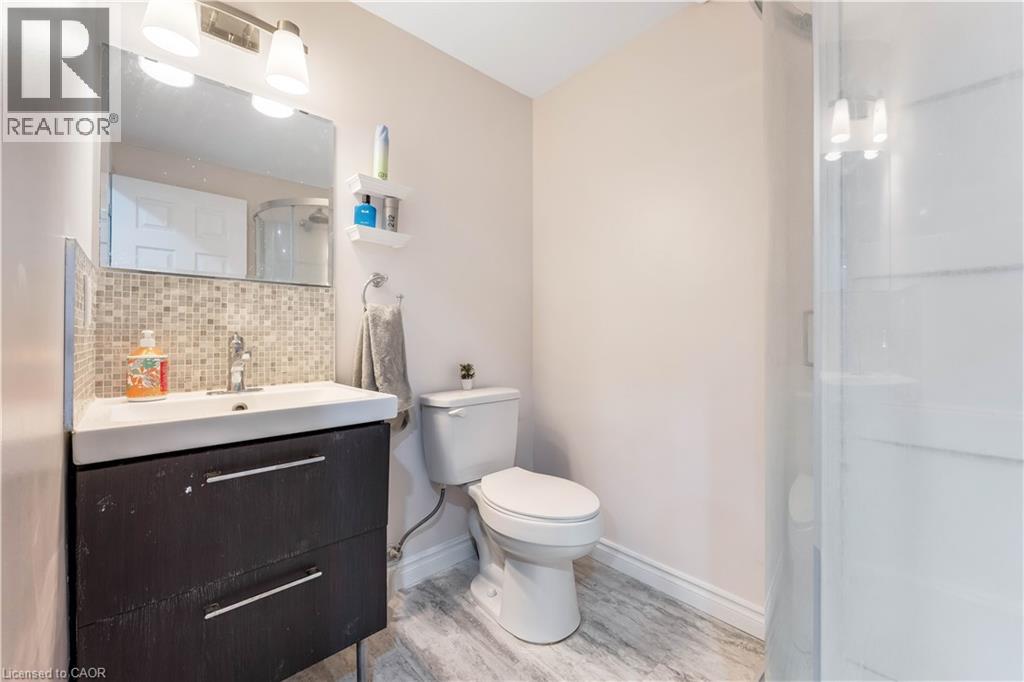 142 DUBRICK Crescent thumbnail 36