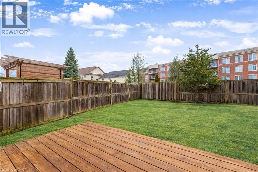 142 DUBRICK Crescent thumbnail 37