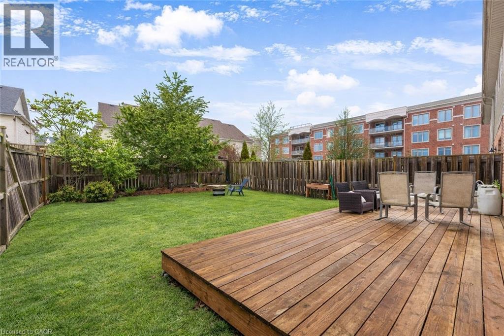 142 DUBRICK Crescent thumbnail 38