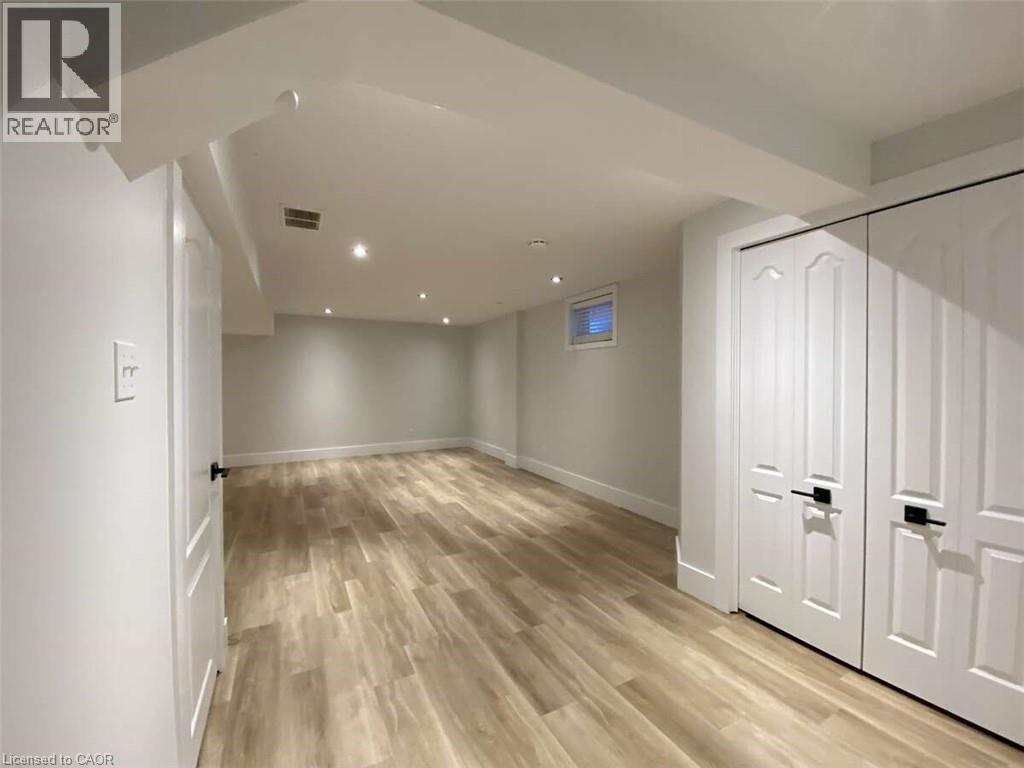 125 STEEPLERIDGE Street thumbnail 46