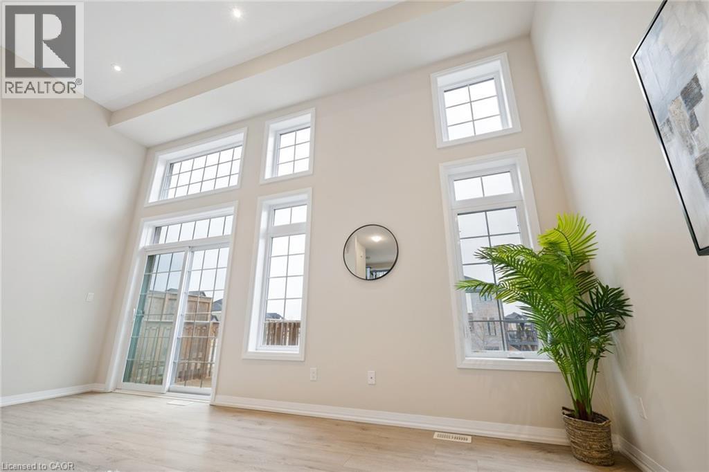 54 BANK SWALLOW Crescent thumbnail 14