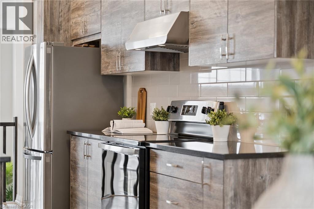 54 BANK SWALLOW Crescent thumbnail 23