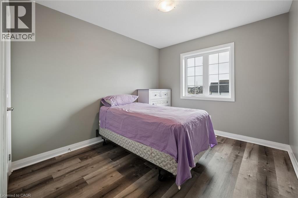 54 BANK SWALLOW Crescent thumbnail 35