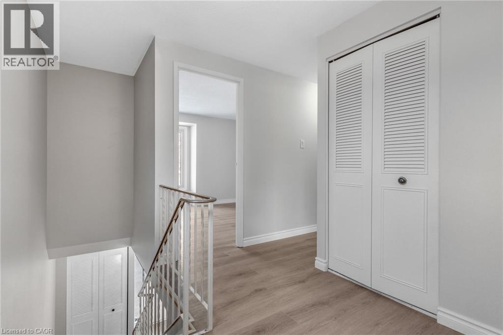 111 MANOR Drive thumbnail 23