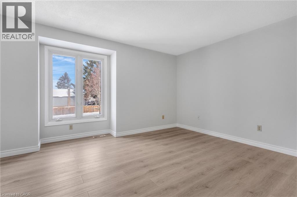 111 MANOR Drive thumbnail 27