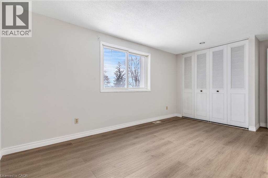 111 MANOR Drive thumbnail 34