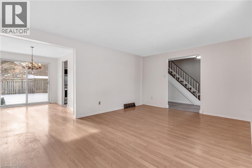 111 MANOR Drive thumbnail 10