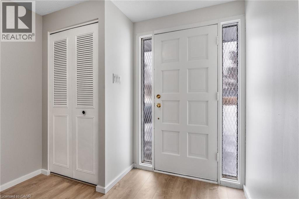 111 MANOR Drive thumbnail 2