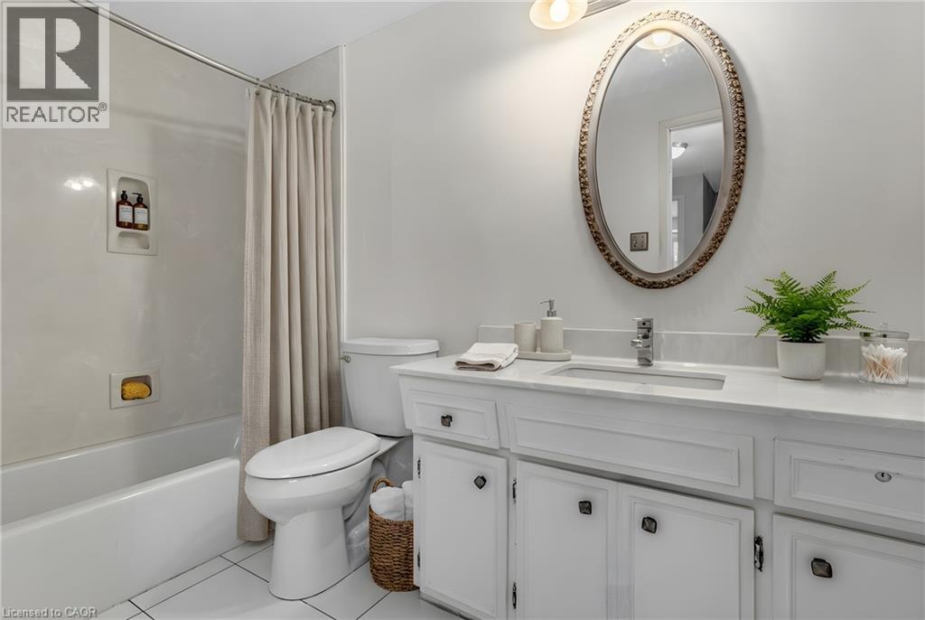 111 MANOR Drive thumbnail 24