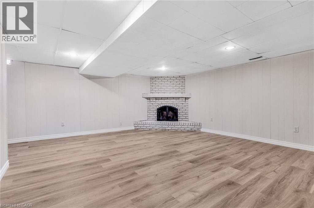 111 MANOR Drive thumbnail 40