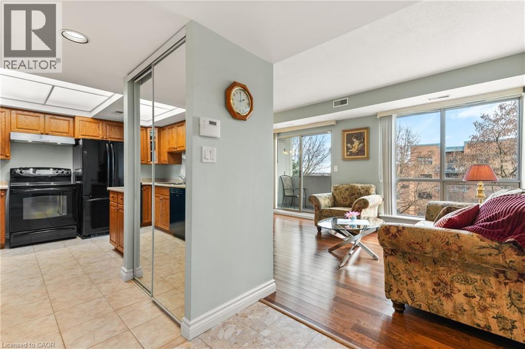 3267 KING Street E Unit# 508 thumbnail 5