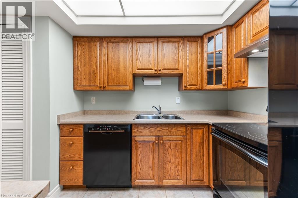 3267 KING Street E Unit# 508 thumbnail 9