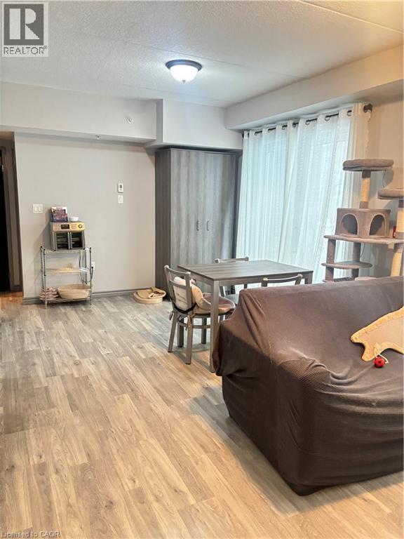 275 LARCH Street Unit# 108 thumbnail 6