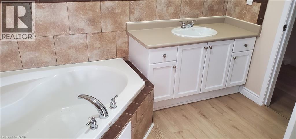 725 PARIS Boulevard thumbnail 17