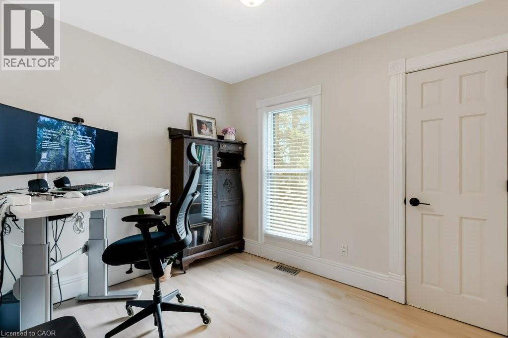 423 WILLIAM Street thumbnail 28