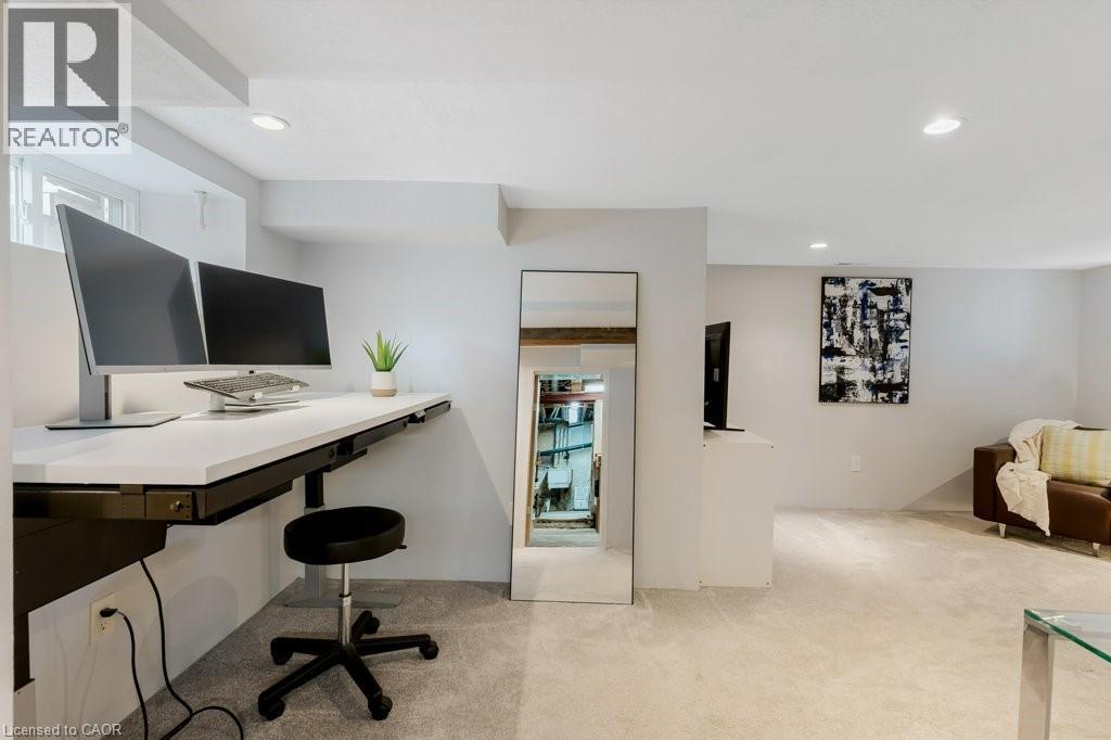 423 WILLIAM Street thumbnail 33