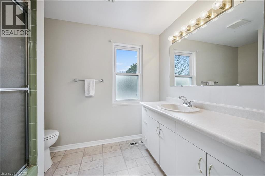 124 AUTUMN HILL Crescent thumbnail 28