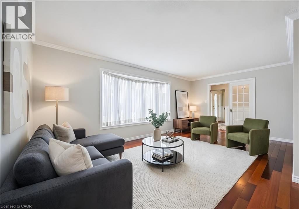 124 AUTUMN HILL Crescent thumbnail 5