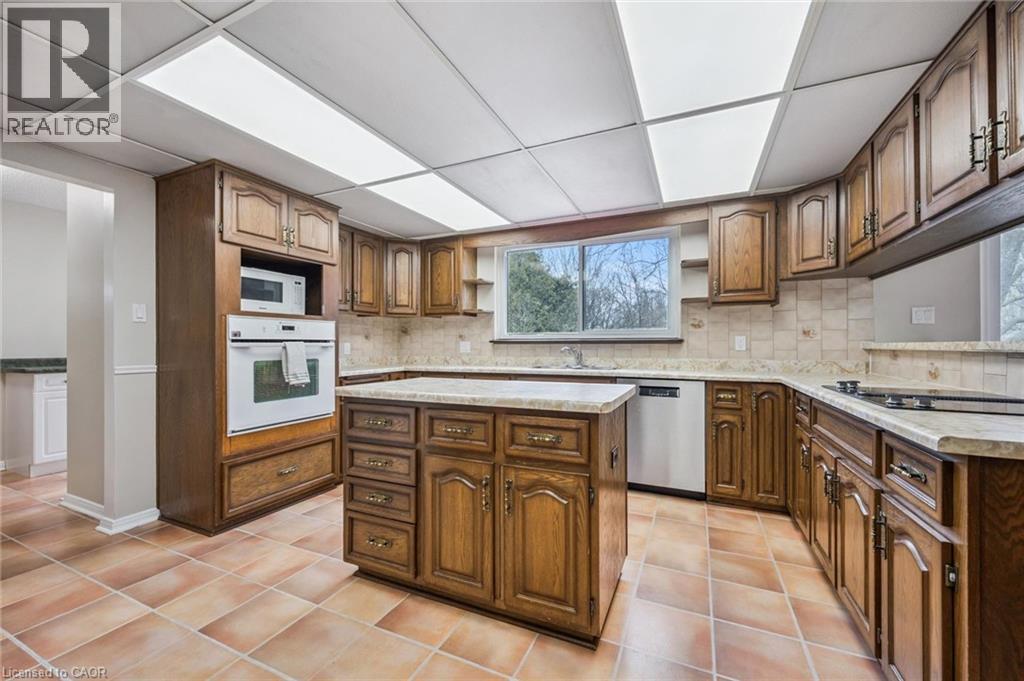 124 AUTUMN HILL Crescent thumbnail 12