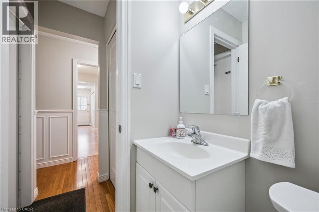 124 AUTUMN HILL Crescent thumbnail 18