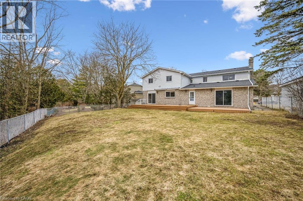 124 AUTUMN HILL Crescent thumbnail 42