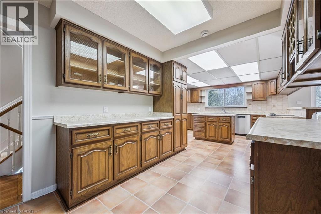 124 AUTUMN HILL Crescent thumbnail 10