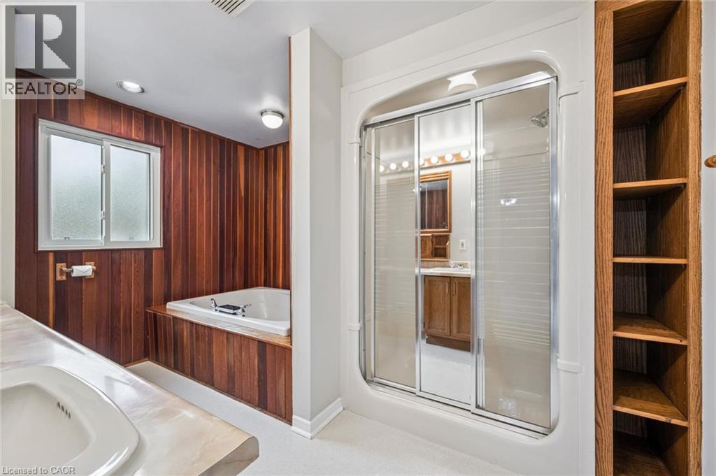 124 AUTUMN HILL Crescent thumbnail 32