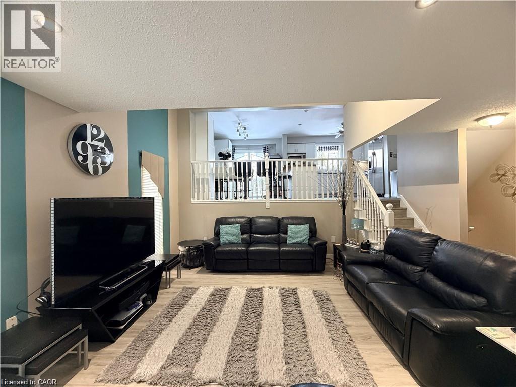 15 GEES Way thumbnail 4