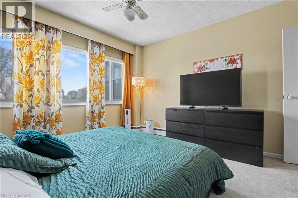 45 WESTMOUNT Road N Unit# 202 thumbnail 21