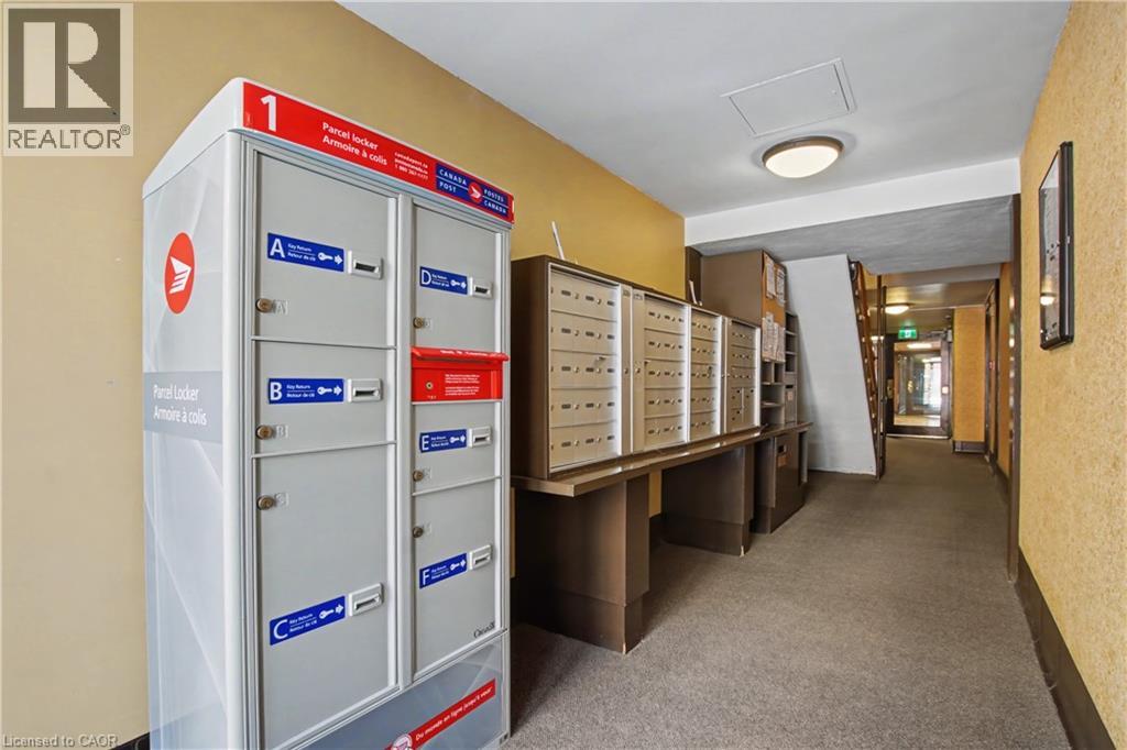 45 WESTMOUNT Road N Unit# 202 thumbnail 29