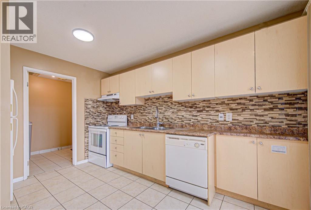 12 HOLBORN Drive Unit# A8 thumbnail 14