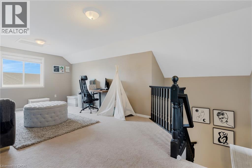 115 SWEENEY Crescent thumbnail 32