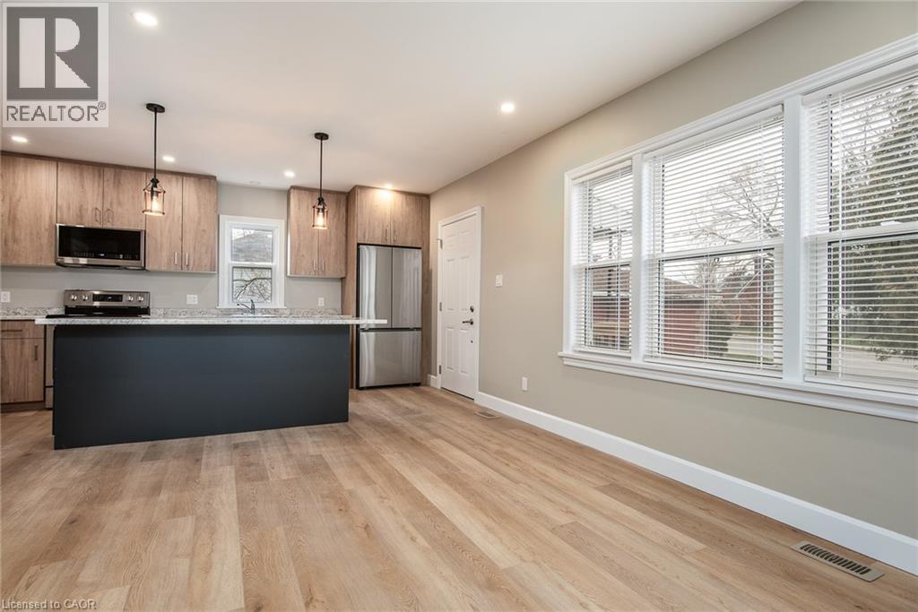 525 COURTLAND Avenue E thumbnail 15