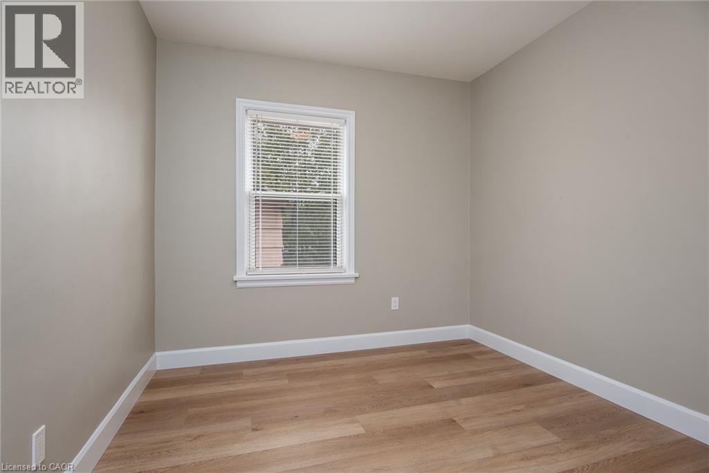 525 COURTLAND Avenue E thumbnail 27