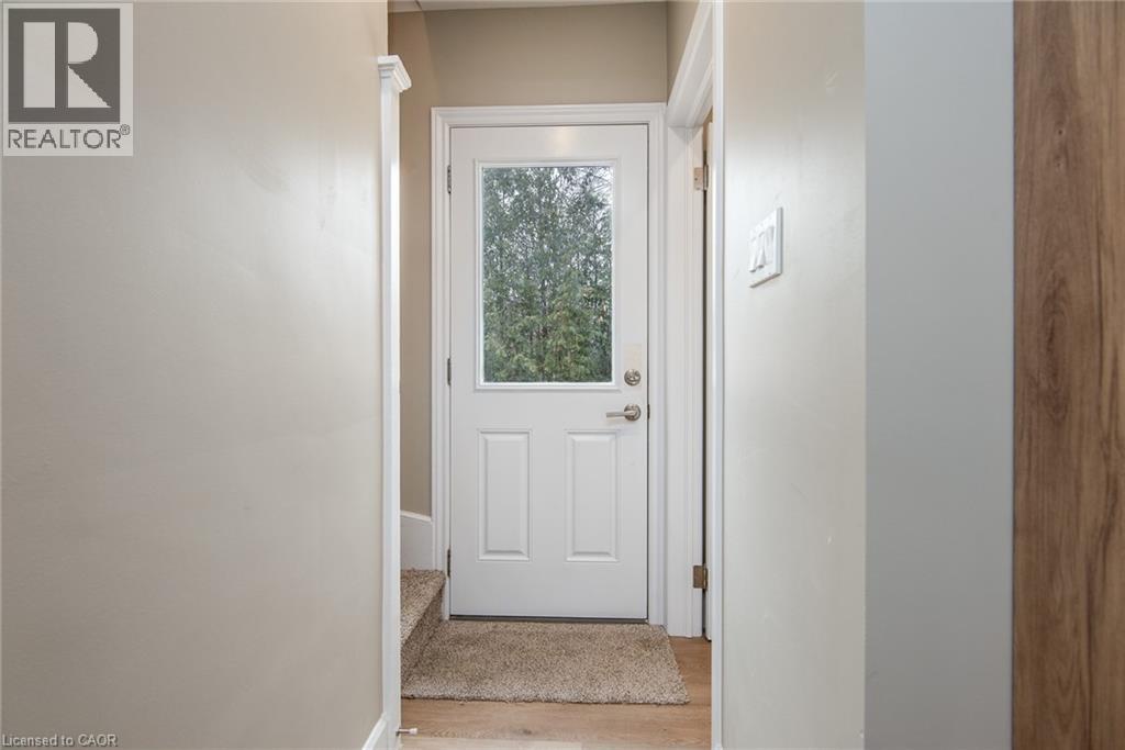 525 COURTLAND Avenue E thumbnail 25